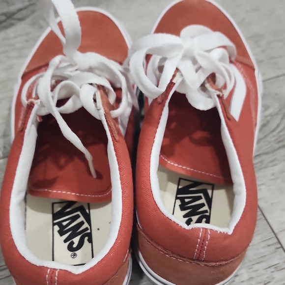 Vans Red and White Flats - Picture 4 of 9